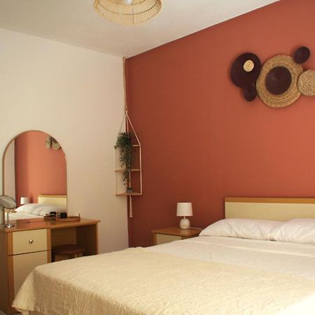 Seaside Serenity - A Lovely Apartment With Views Mellieħa Buitenkant foto