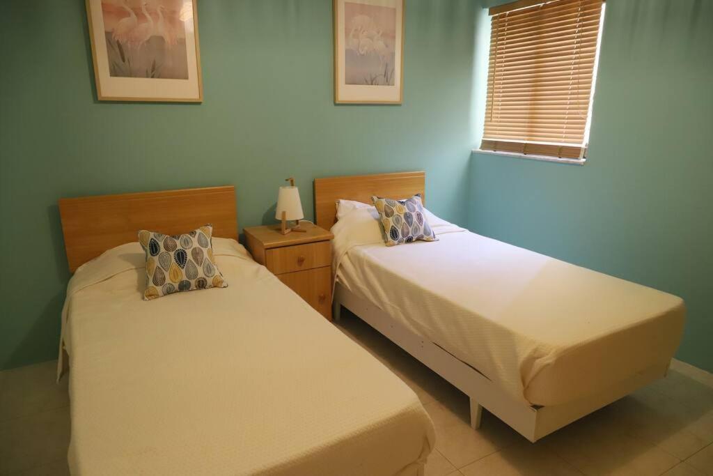 Seaside Serenity - A Lovely Apartment With Views Mellieħa Buitenkant foto
